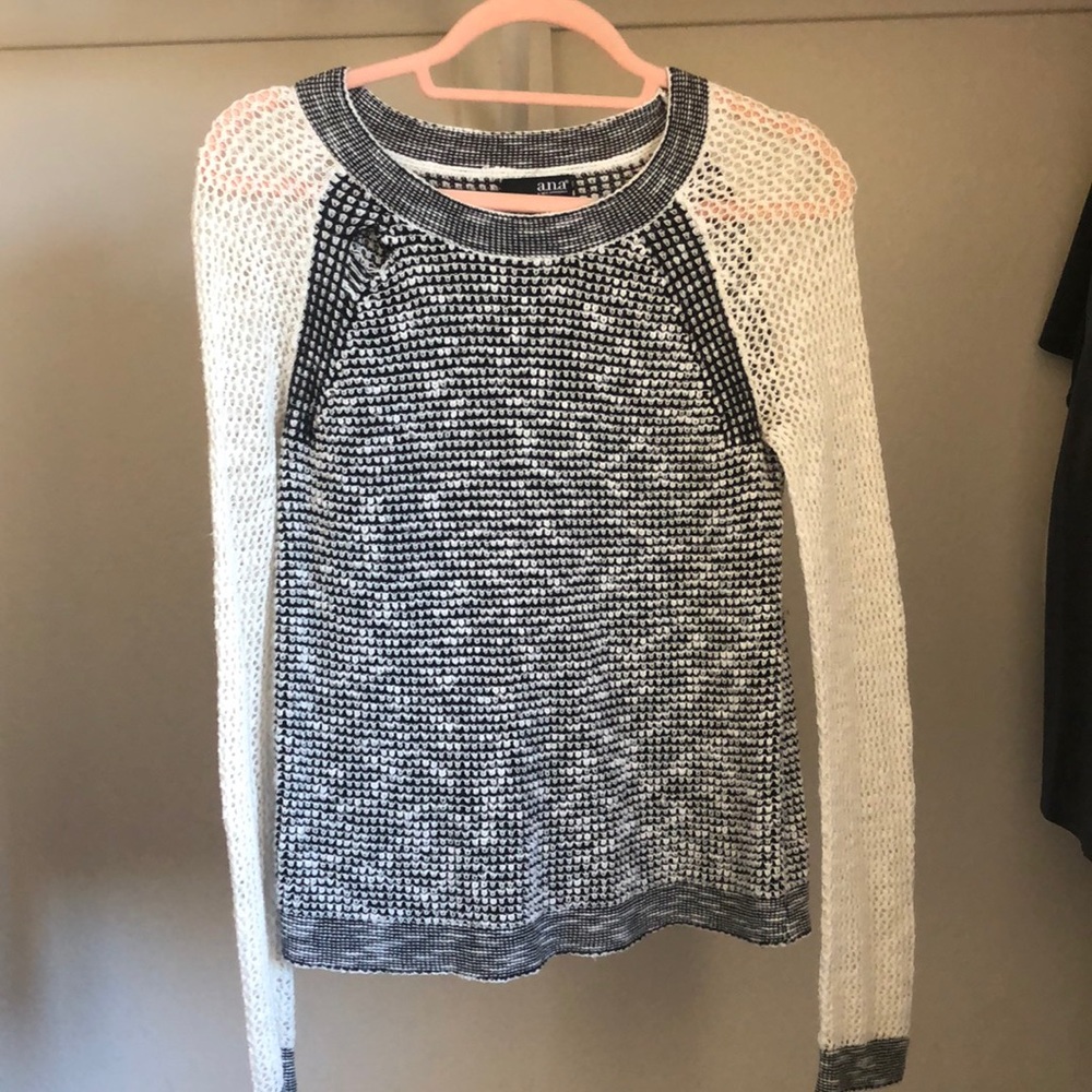 Anna Knit Sweater. Size S